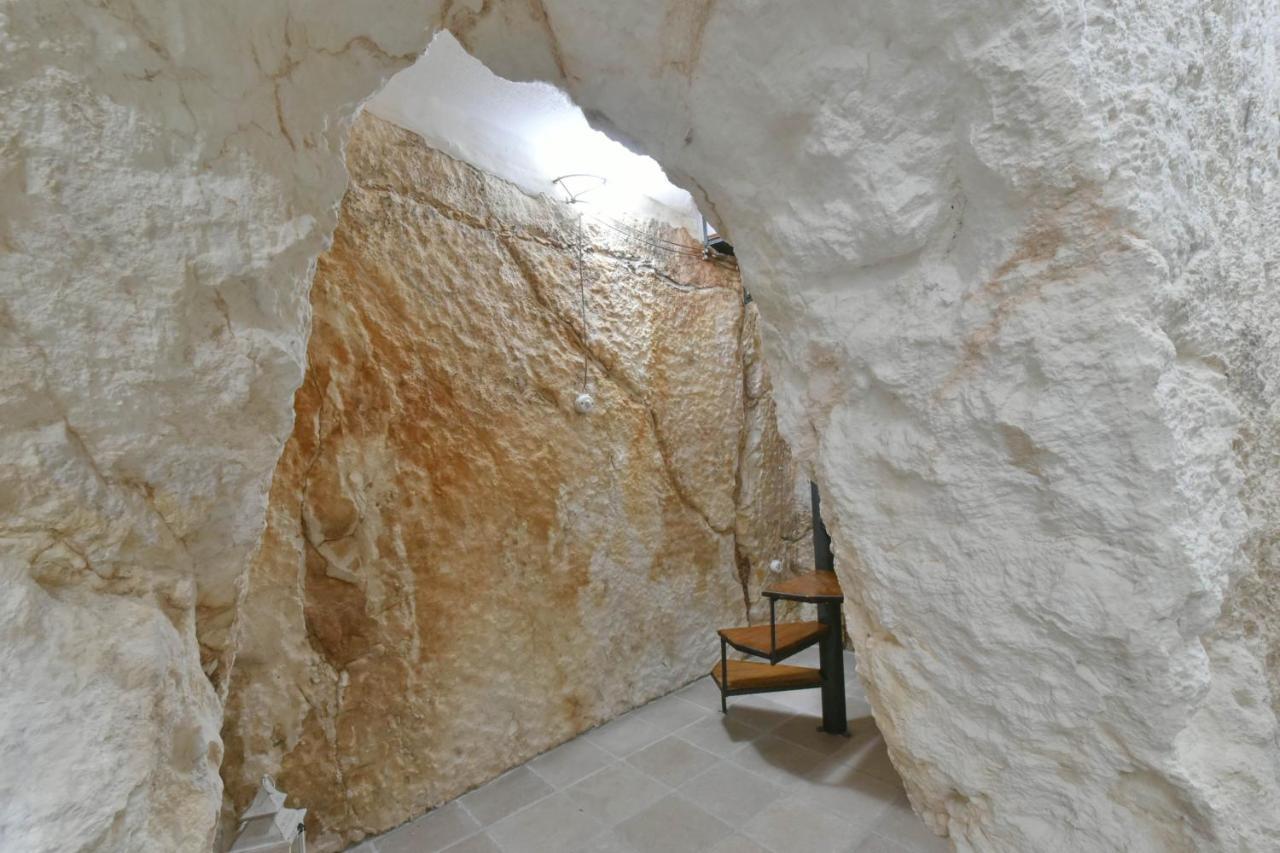 Grotta Antigone - 3Min Dal Centro Storico Leilighet Ostuni Eksteriør bilde